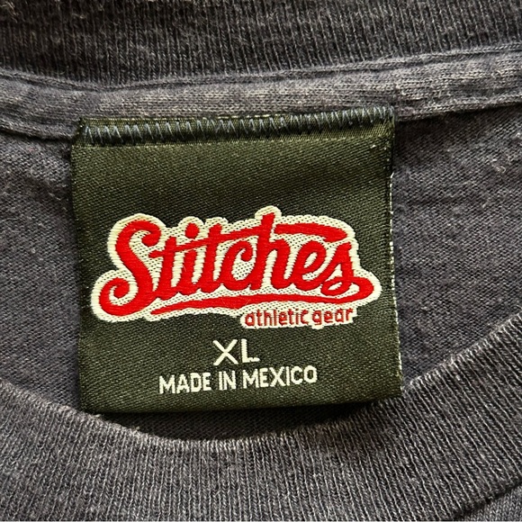 Stitches Atlanta Braves Vintage 2005 Short Sleeve Tee - Picture 3 of 8